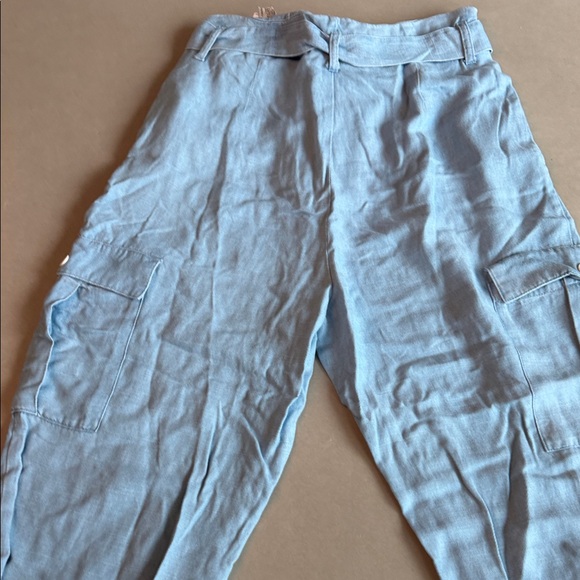 Zara women’s soft denim Light Blue Cargo Pants with Belt - Picture 5 of 5